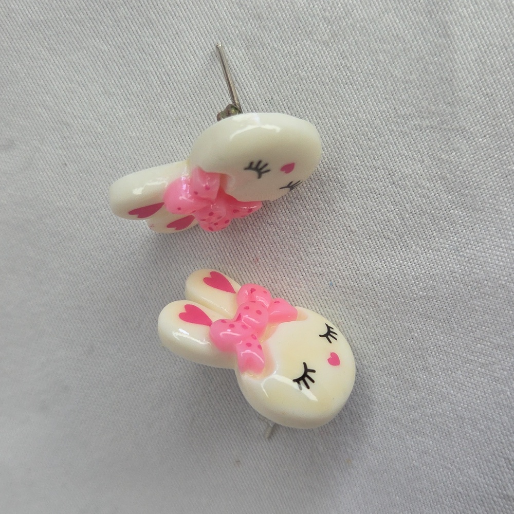 Easter Bunny Earrings Pink bows Sleeping Rabbit Lightweight Good Condition